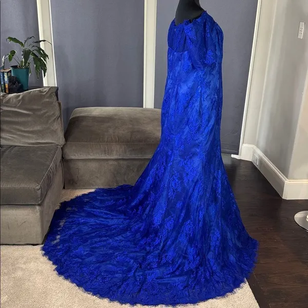Women’s Full Length Blue Mermaid Fit Off the Shoulder Formal Dress Train Size 18 - Image 4