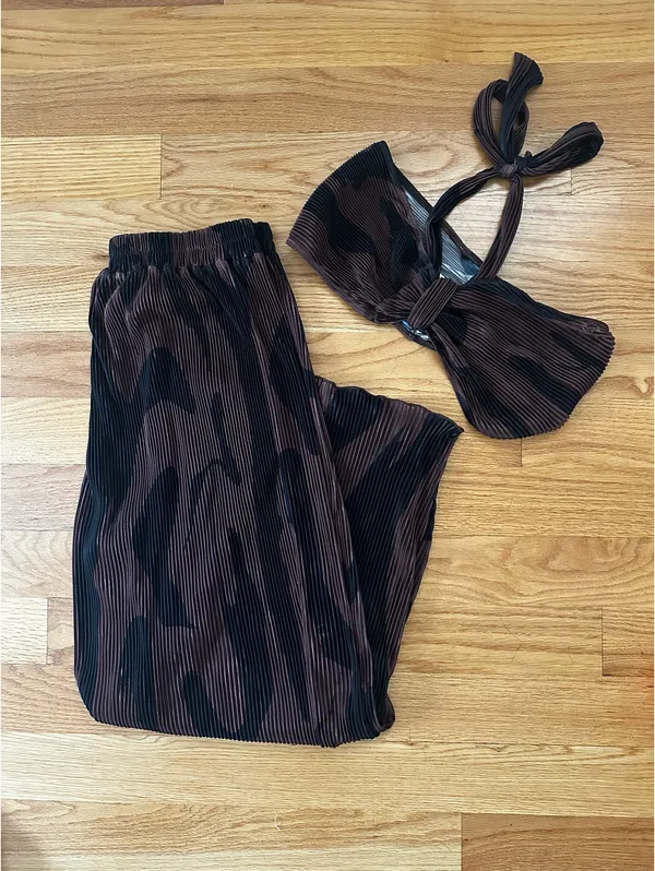 Amazon Set Two-Piece - Image 3
