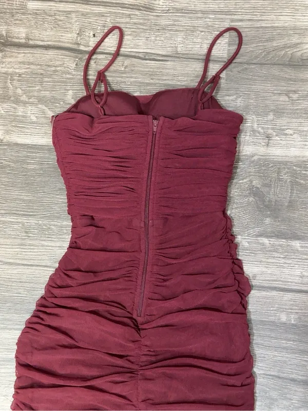 Windsor Burgundy Ruched Mesh Bodycon Midi Dress NWT XS Wine Red Cocktail Party - Image 3
