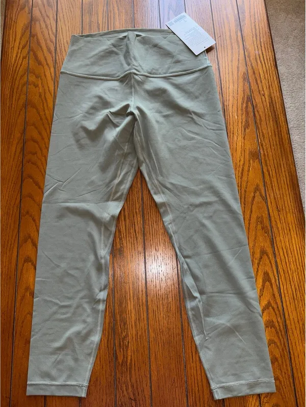 Lululemon Align High Rise 25” Grey Sage Size 10 NWT - Image 3