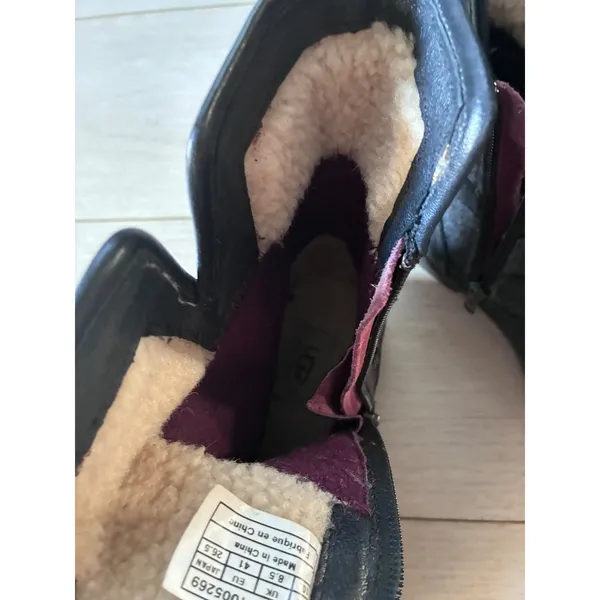 UGG Simmens Waterproof Black Leather Moto Boots Womens 10 - Image 7