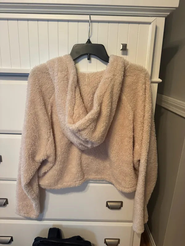 Urban Outfitters Cropped Sweatshirt - Image 2