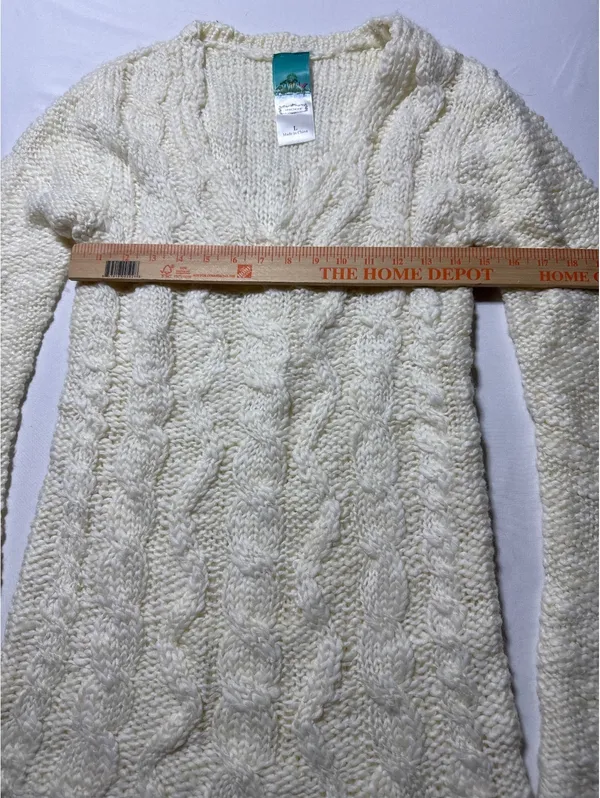 Cozy Cream Cable Knit Sweater - Size L, Wool & Acrylic Blend - Image 4