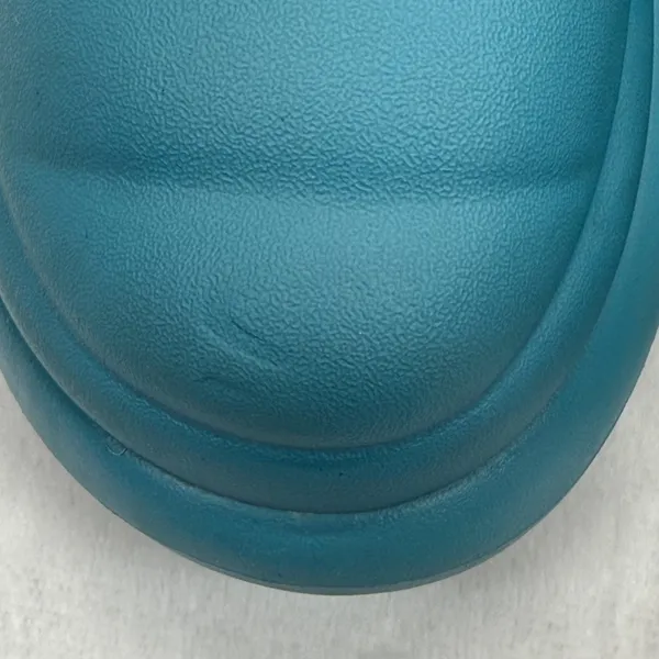 UGG Women's LA Cloud Clog Comfort Slip‎ On Shoes Blue Size 6 - Image 2