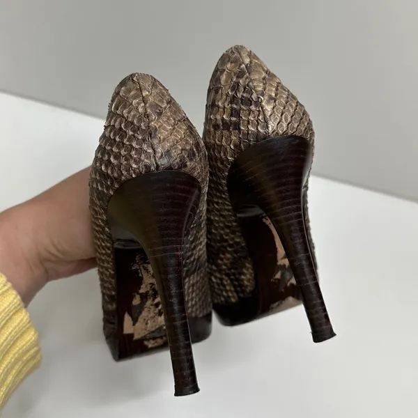 Stuart Weitzman for Scoop NYC Snakeskin Platform Pumps‎ Brown Python Heels 6M - Image 10