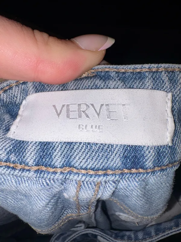Vervet Jeans size 29 - Image 3