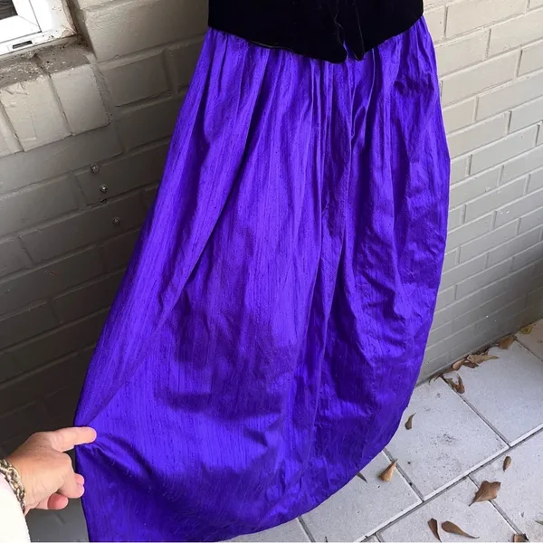 Vintage 80s Jessica McClintock 100% Silk with Black Velvet Bodice Ball Gown 10 - Image 5