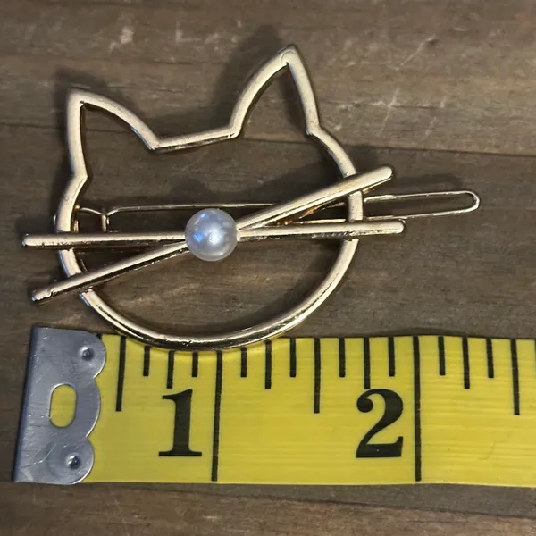 Cat Face Hair Barrette Gold - Image 3