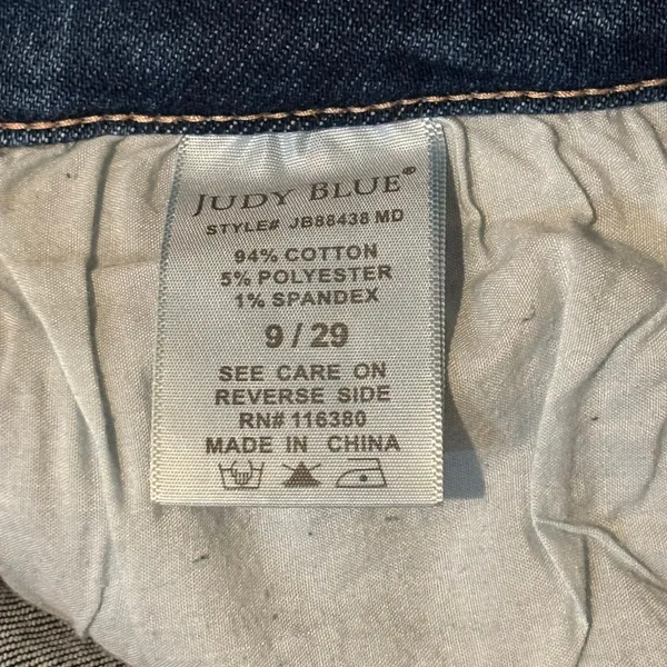 Judy Blue Distressed Straight Leg Jeans - size 9/29 - Image 6