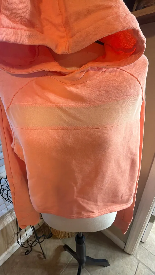 Gymshark Coral Pink Cropped Hoodie - Image 4
