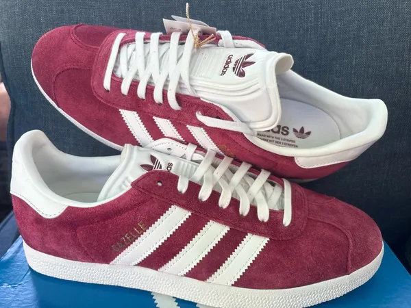 Adidas Gazelle men’s 8.5 - Image 3