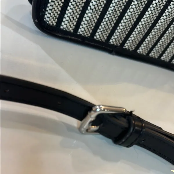 Zara Crossbody Bag Black and Cream Elegant Design - Image 5