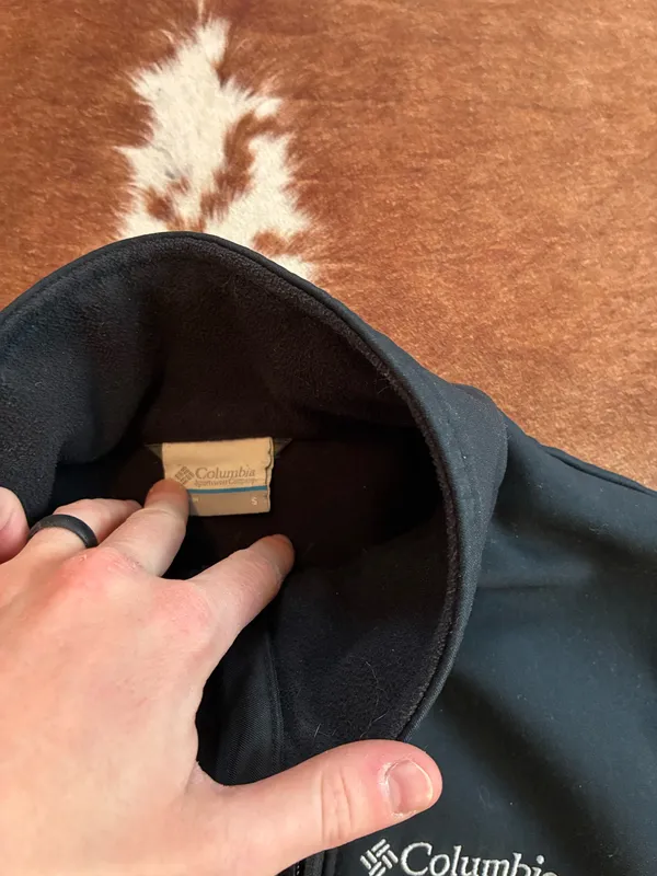 Women's Columbia full zip jacket  size small - Image 3