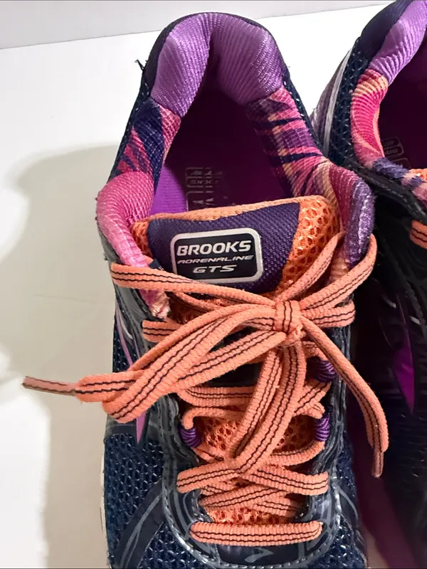 Brooks Navy Women's Running Shoes with Purple Accents and Coral Laces - Image 3