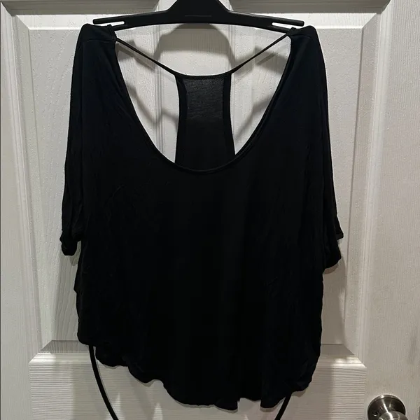 Elegant Black Women's Top Size XL - Image 4