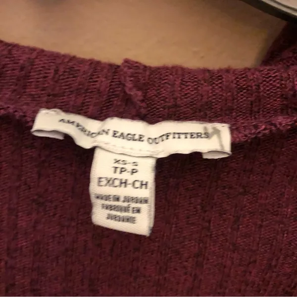 American Eagle Feather Light Ribbed Hooded Pocket Cardigan Burgundy Red XS/S‎ - Image 3