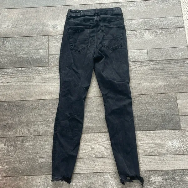 American Eagle Size 0 Black Distressed Super High-Rise Jeggings - Image 8