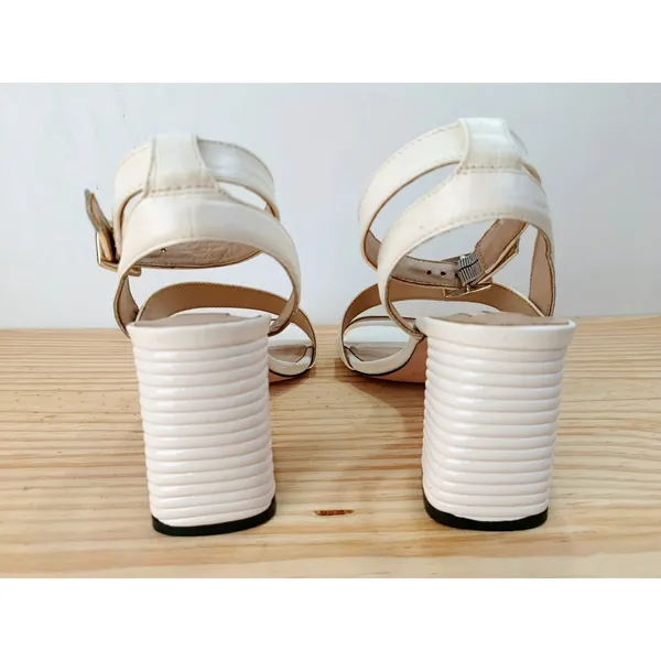 Antonio Melani "Kandis" White Croc Embossed Block Heel Sandals 8.5 M - Image 7