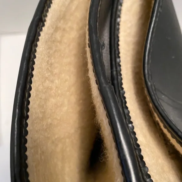 Vintage English leather and sheep lined boots - Image 5