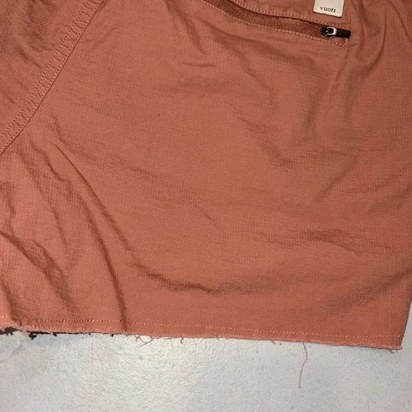 Vuori Vintage Ripstop Pull On Shorts Small  - Image 7