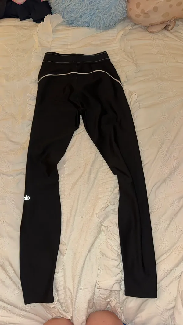 Alo Yoga Airlift High-Waisted Suit-Up Leggings - Image 4