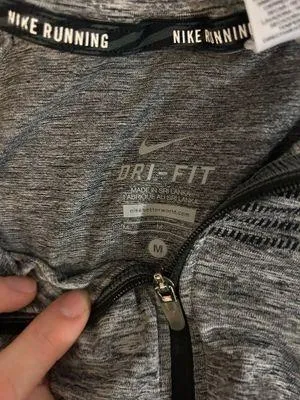 Nike Quarter-Zip - Image 2