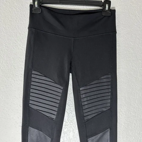 Alo Yoga Mid Waisted Moto Leggings Black‎ Size XS - Image 5