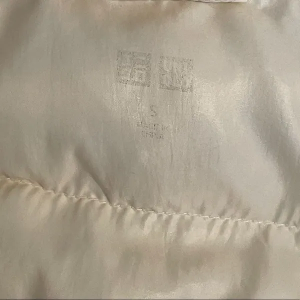 Uniqlo Down Filled‎ Hoody Coat - Image 10