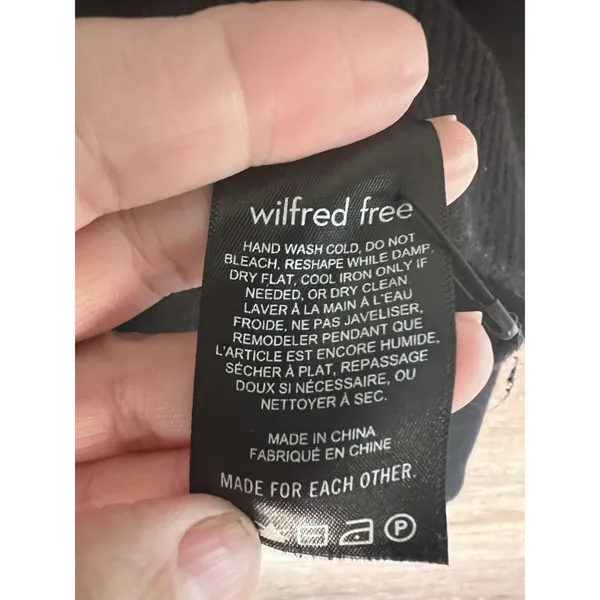 WILFRED FREE Artizia Black Cropped Turtleneck 100% wool sweater Women Size XL - Image 3