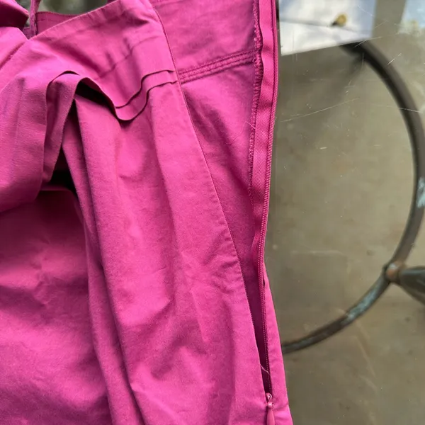 New York & Company Y2K Sleeveless Top in Fuchsia Size 2 - Image 5