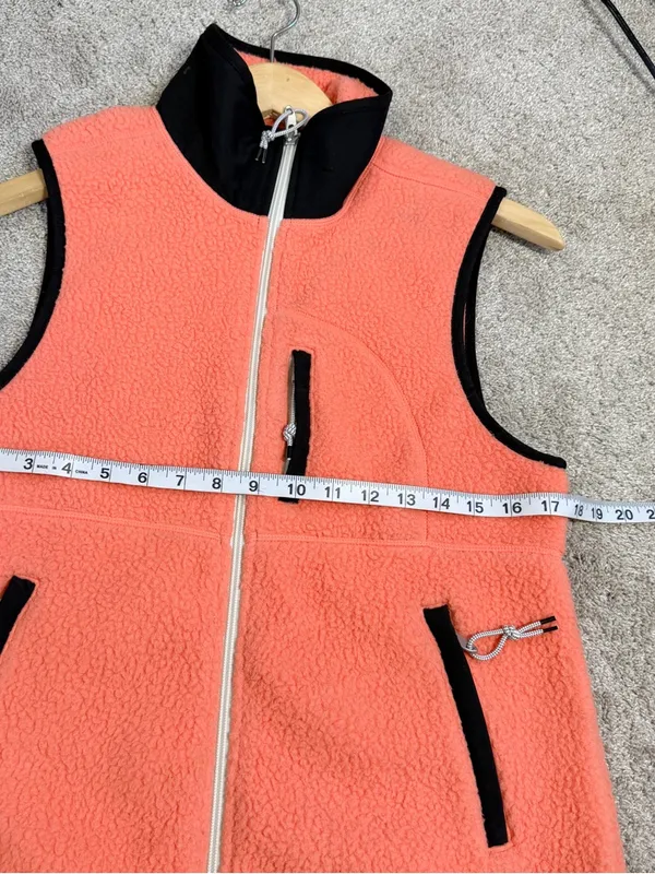 The North Face Women’s Cragmont Fleece Vest Full Zip Retro in Orange S - Image 11