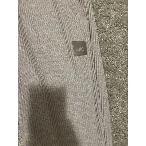 Alo Yoga Muse Sweatpant Size Small Gravel Heather - Image 5