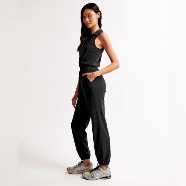 Abercrombie & Fitch Traveler Zip-Up Jumpsuit Dark Navy Blue M Petite - Image 3
