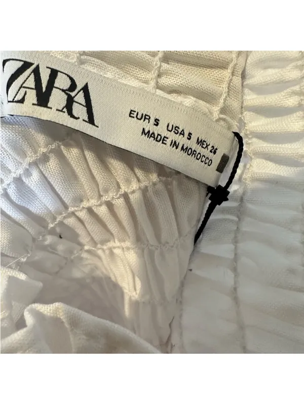 Zara White Smocked Off-Shoulder Wrap Crop Top - Image 4
