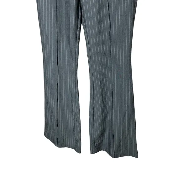 That's So Fetch Women's Gray Pinstripe Flare‎ Pants Tailored Trouser - Image 3