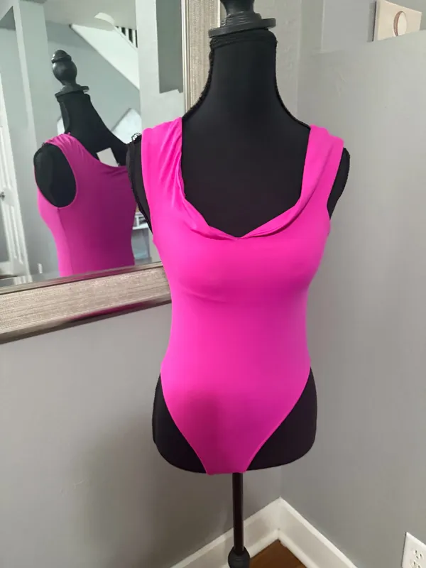 NWT Zara Sweetheart Off Shoulder Barbiecore Hot Pink Feminine Bodysuit Medium. - Image 4