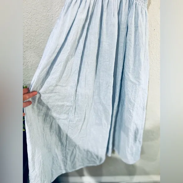 J.Crew Smocked beach dress in linen-cotton blend stripe size S 14” pit to pit stretchy - Image 6