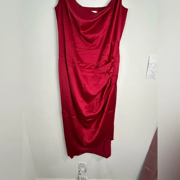 Unbranded Red Satin Cowl Neck Slip Dress - Size 2X - Image 5