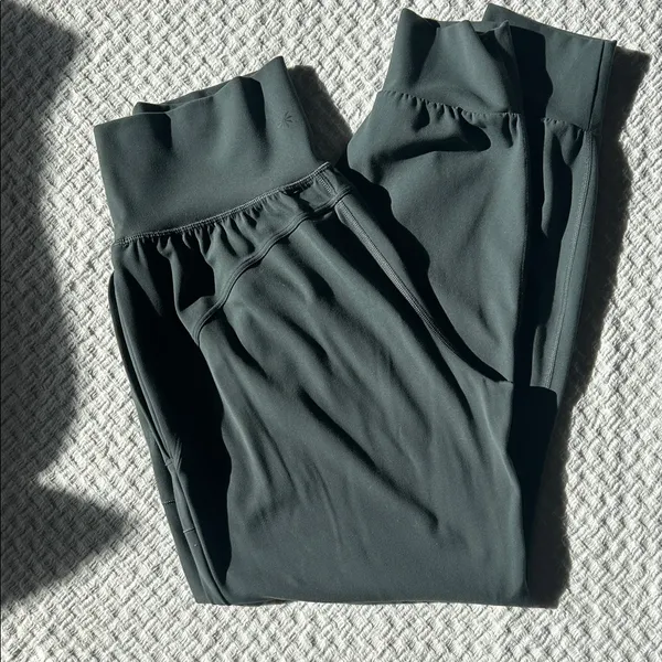 Athleta Women's Gray Joggers - Image 5