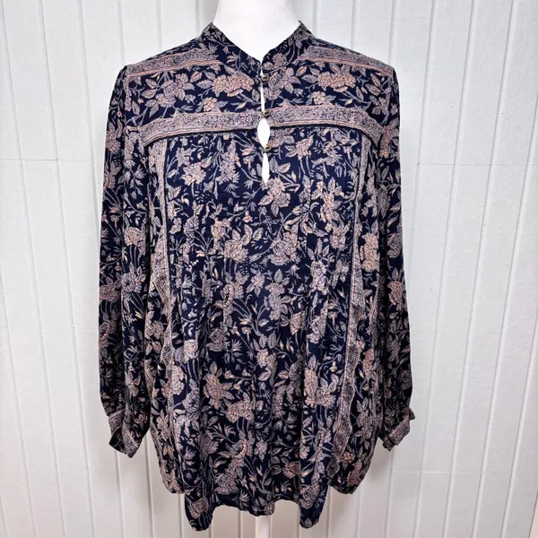 LUCKY BRAND Top Blue Pink Floral Pin-tucked Front Boho 3/4 sleeve shirt size‎ M - Image 2