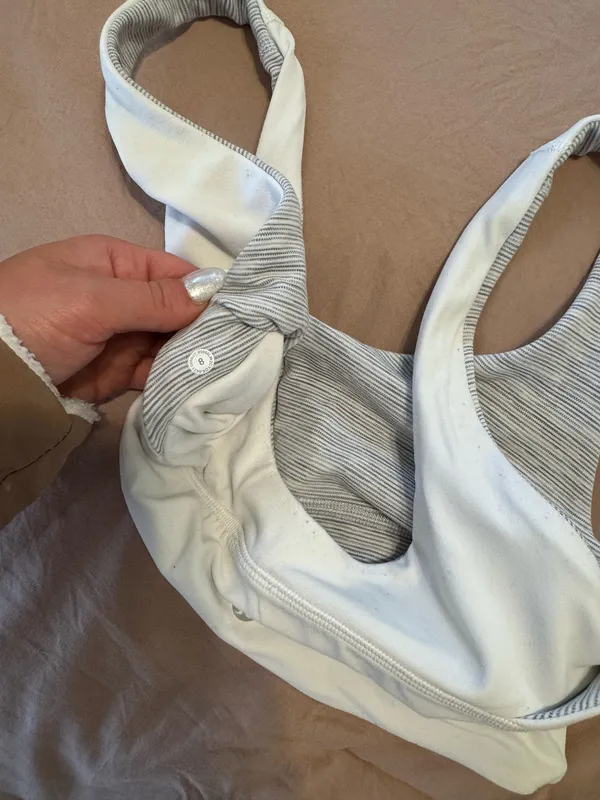 Lululemon bra - Image 5