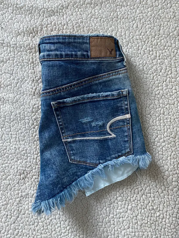 American Eagle NWT Ripped Shorts - Image 2