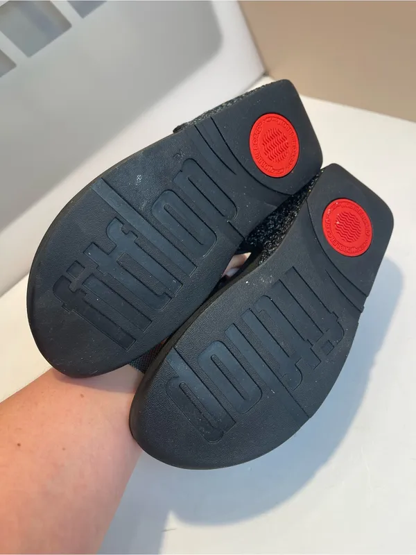 FitFlop Black Glitter MicroWobbleboard Thong Sandals Size US 5 EU 36 Comfort - Image 6
