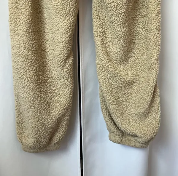 SheIn Beige Fuzzy Two Piece Co-ord Lounge Set Size Medium - Image 9