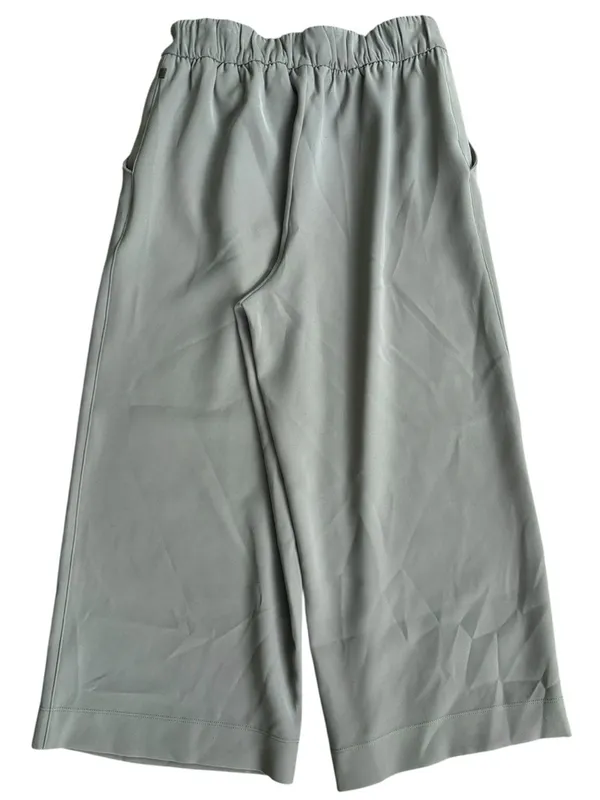 EUC Lululemon Noir Crop Pants Sage Grey Size 6 - Image 9