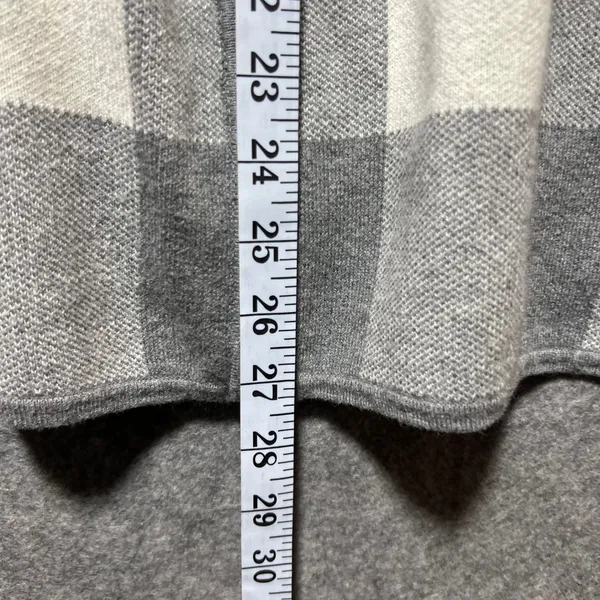 Jones‎ New York Sweater Poncho Cape Grey White Buffalo Plaid Full Zip Front L/XL - Image 4