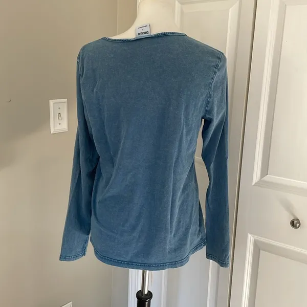 Acid Wash Blue Gymshark Long Sleeve Tee - Image 4