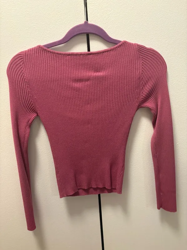 Abercrombie & Fitch Long Sleeve - Image 3