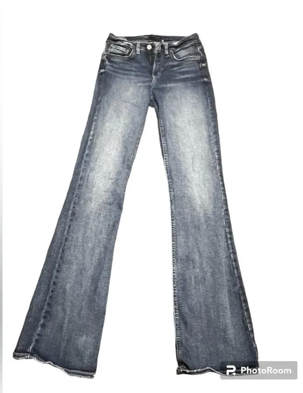 Silver jeans mid rise boot cut size   28x33 - Image 2