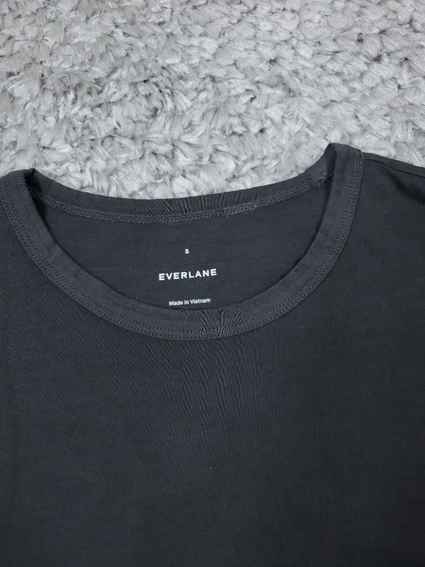 Everlane The Boyfriend Tee in Essential Cotton Black Gray Women's Size Small - Image 4